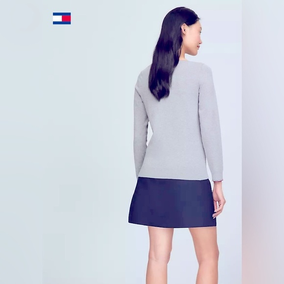 Tommy Hilfiger sweater women’s size small color gray - Picture 6 of 8